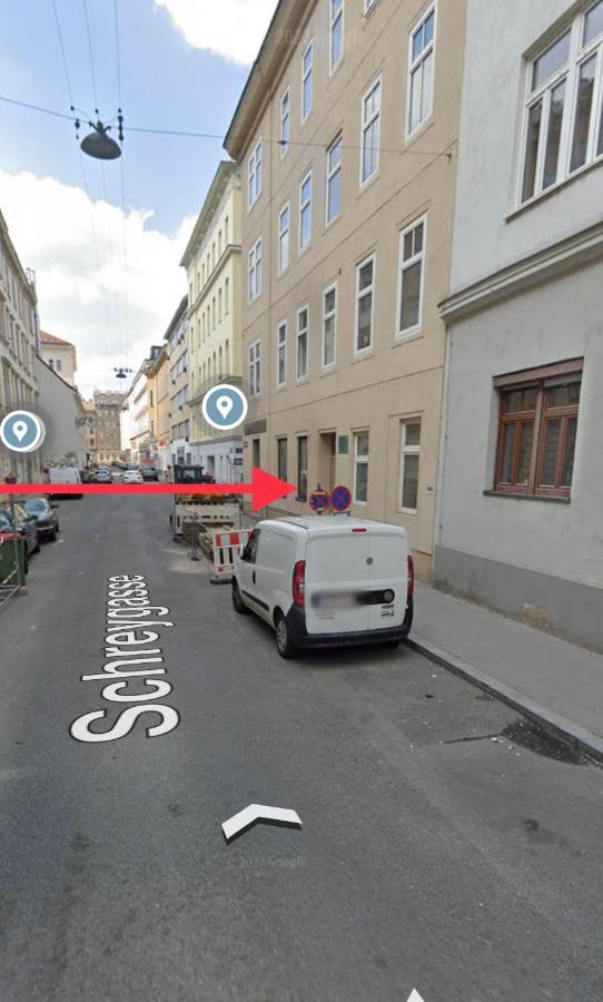 Comfortable Romantic 1 Bedroom Near Augarten Apartment Vienna