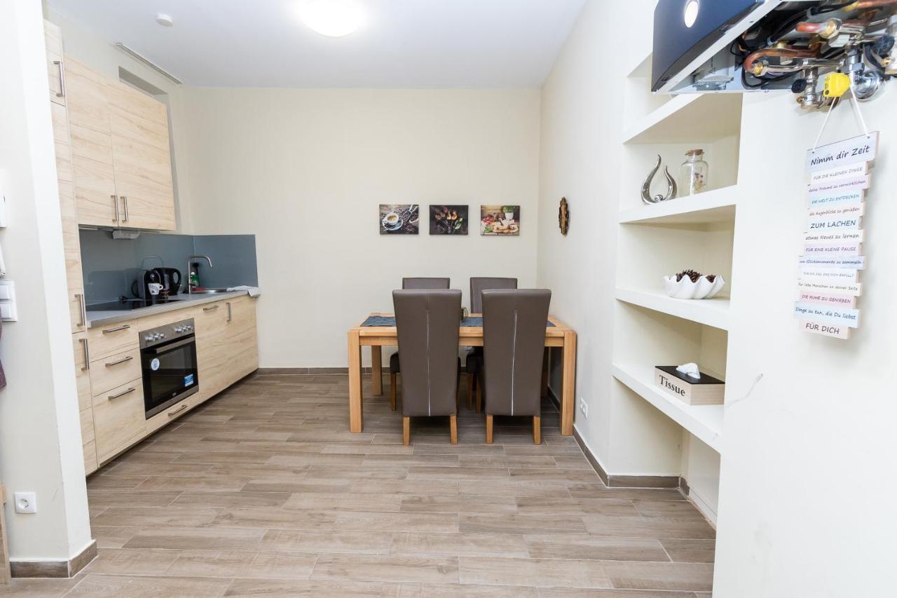 Apartment Comfortable Romantic 1 Bedroom Near Augarten
